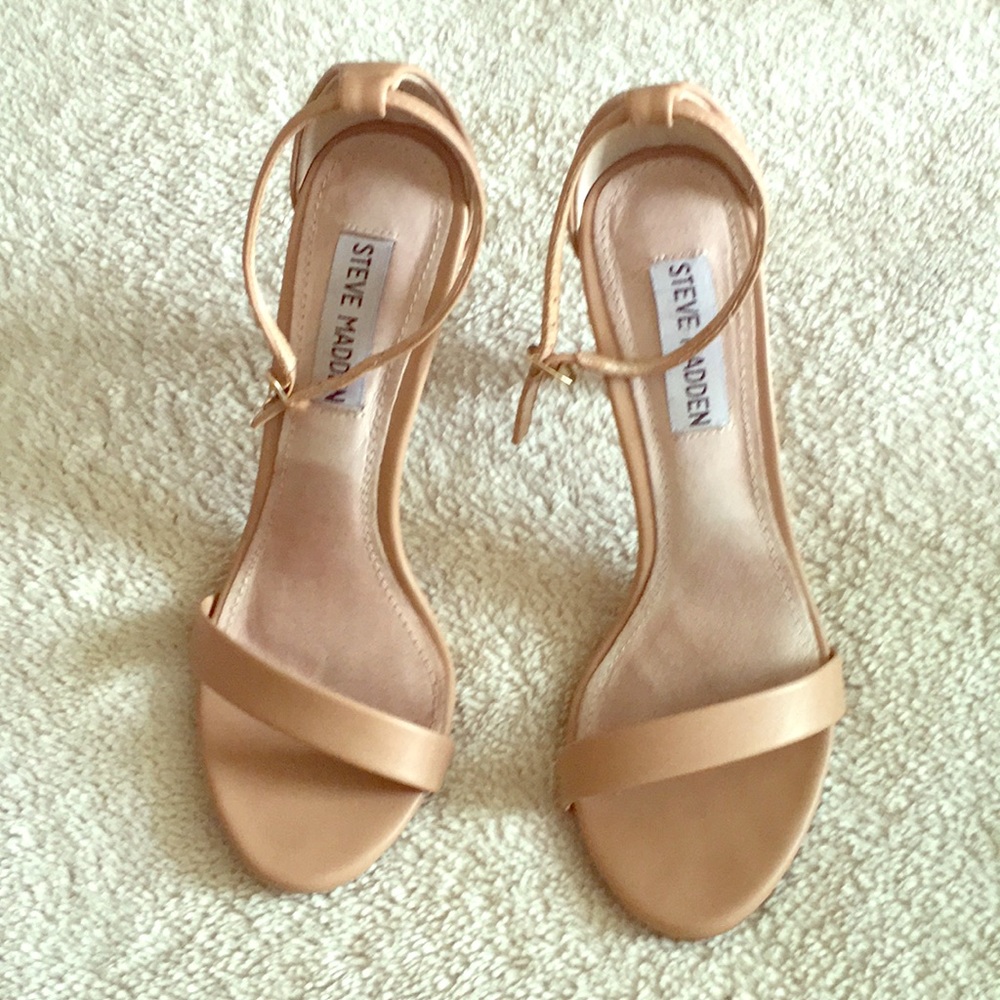 Steve Madden nude size 6 worn once